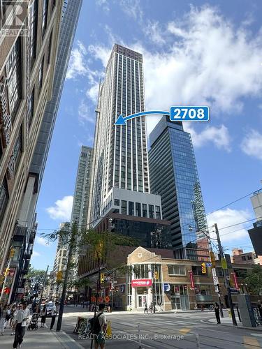2708 - 400 KING STREET W , Toronto, Ontario M5V 0X8 3
