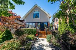 620 INDIAN ROAD Toronto, ON M6P 2C6