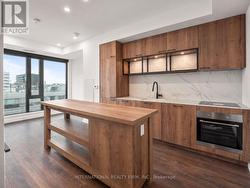 808 - 505 RICHMOND STREET W Toronto, ON M5V 0P4