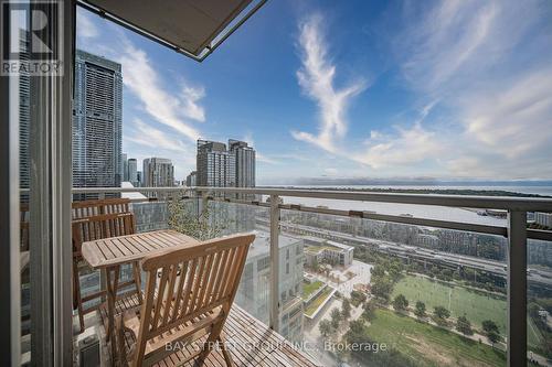 3206 - 15 ICEBOAT TERRACE , Toronto, Ontario M5V 4A5 5
