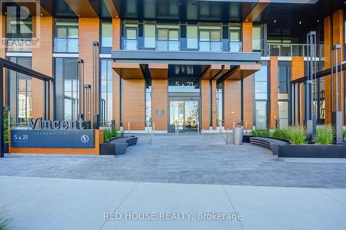 2002 - 5 MEADOWDALE ROAD , Vaughan, Ontario L4K 0C7 3
