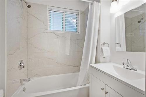 840 Aberdeen Ave, Winnipeg, MB 