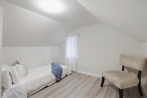840 Aberdeen Ave, Winnipeg, MB 