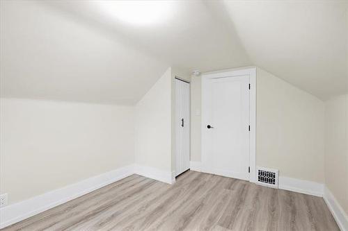 840 Aberdeen Ave, Winnipeg, MB 