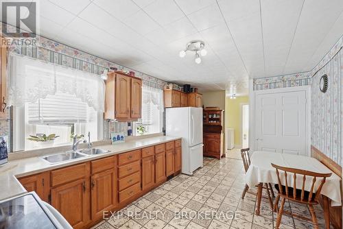 3542 Stagecoach Road, Frontenac (Frontenac South), ON 