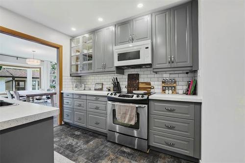 8 Durness Bay, Winnipeg, MB 