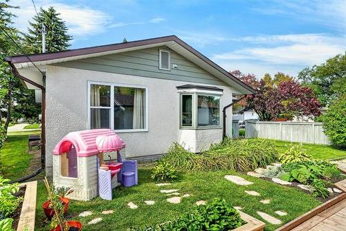 8 Durness Bay, Winnipeg, MB 