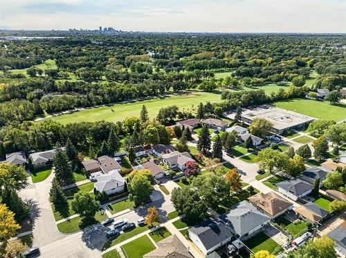 8 Durness Bay, Winnipeg, MB 