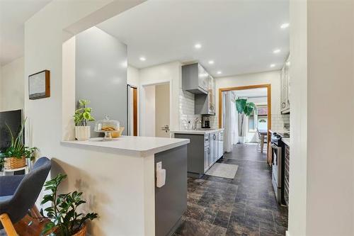 8 Durness Bay, Winnipeg, MB 