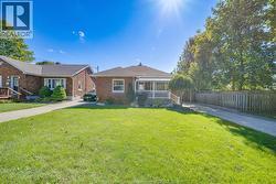 150 PRINCE ARTHUR AVENUE Chatham, ON N7M 1X7