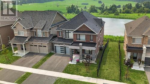 76 CALYPSO AVENUE  Springwater, ON L9X 2C5
