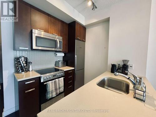 3406 - 295 ADELAIDE STREET , Toronto, Ontario M5V 0L4 2