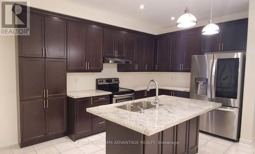 84 LITTLE BRITAIN CRESCENT , Brampton, Ontario L6Y 6A8 4