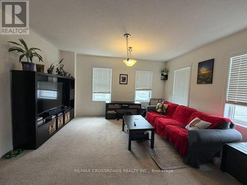205 REMEMBRANCE ROAD , Brampton, Ontario L7A 4P3 4