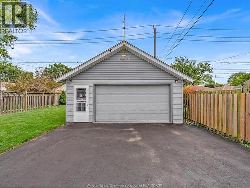 1882 Malta Road, Windsor, ON 
