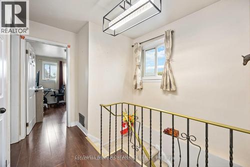 UPPER - 3073 IRESON COURT , Mississauga, Ontario L4T 1N7 3