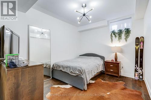 2305 Belyea Street, Oakville, ON 