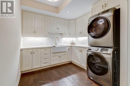 2305 Belyea Street, Oakville, ON 