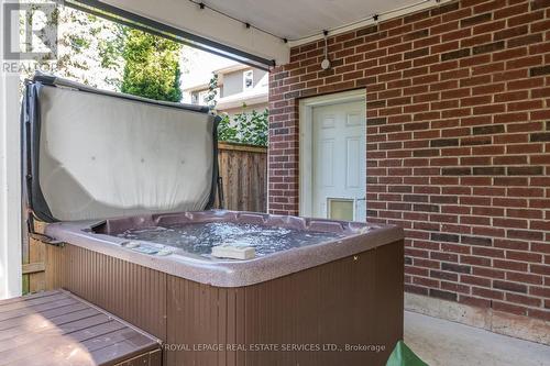 2305 Belyea Street, Oakville, ON 