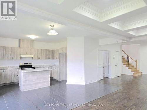 Kitchen - 321 Van Dusen Avenue, Southgate, ON 