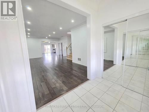 Foyer - 321 Van Dusen Avenue, Southgate, ON 
