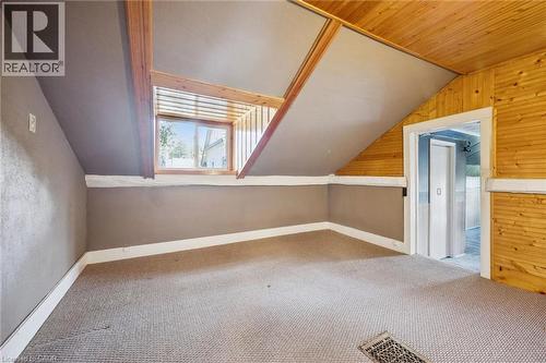 1126 Queen'S Bush Road, Wellesley, ON 