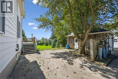 1126 Queen'S Bush Road, Wellesley, ON 