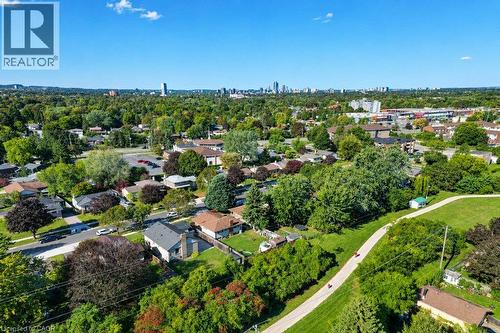 Lovely Stanley Park location close to trails and parks backing on to a greenbelt - 34 Wayne Drive, Kitchener, ON 