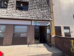 33B - 2100 THURSTON DRIVE  Ottawa, ON K1G 4K8