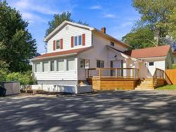 17 Sunnydale Crescent  Bedford, NS B4A 2S3