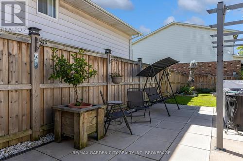 54 Crestcombe Road, St. Catharines (Ridley), ON 