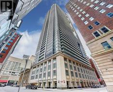 4209 - 70 TEMPERANCE STREET Toronto, ON M5H 0B1