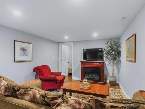 1023 High Street, Port Williams, NS 