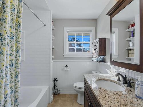 1023 High Street, Port Williams, NS 