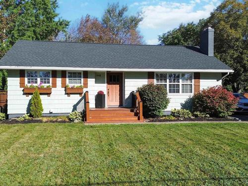 1023 High Street, Port Williams, NS 