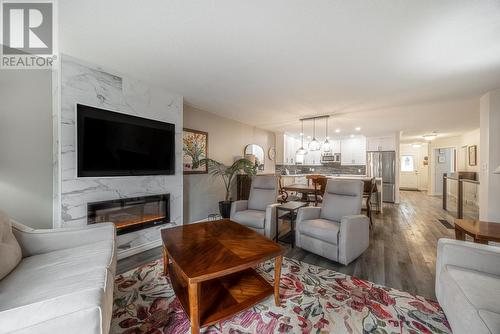 25 Village Ct, Sault Ste. Marie, ON 