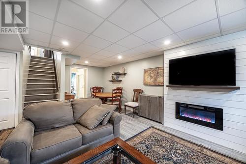 25 Village Ct, Sault Ste. Marie, ON 