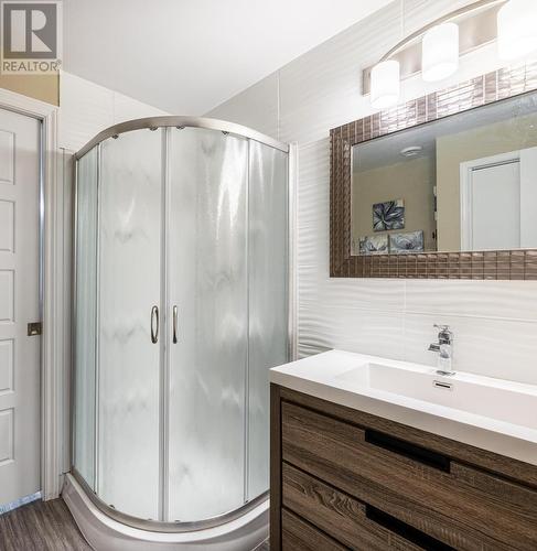25 Village Ct, Sault Ste. Marie, ON 