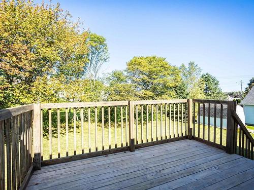 5 Commonwealth Avenue, Charlottetown, PE 