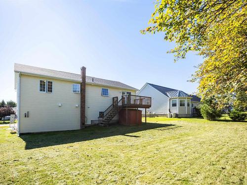 5 Commonwealth Avenue, Charlottetown, PE 