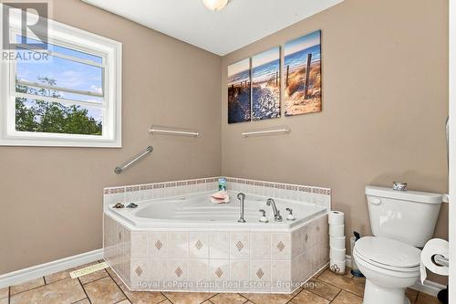 62 Cedartree Lane, Kawartha Lakes (Bobcaygeon), ON 