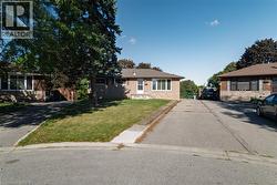 19 GILLRIE Court Brantford, ON N3R 3A1