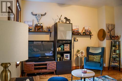 MAIN & BASEMENT - 88 SWANWICK AVENUE , Toronto, Ontario M4E 1Z7 4