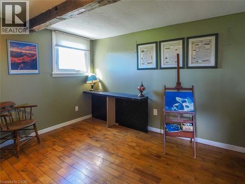 Main floor bedroom - 1635 Lakeshore Road, Clear Creek, ON 