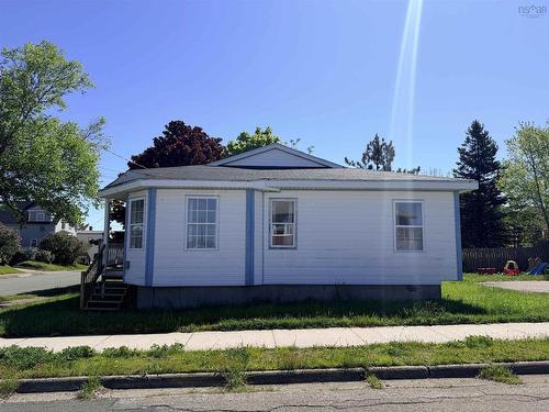 100-102 Henry Street Street, Sydney, NS 