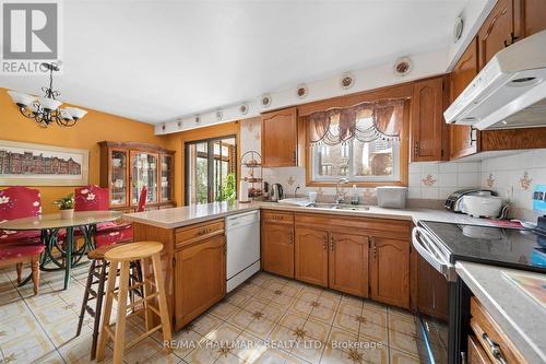 16 Ascolda Boulevard, Toronto, ON 