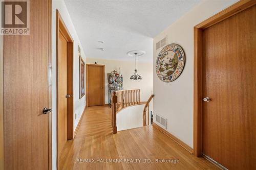 16 Ascolda Boulevard, Toronto, ON 