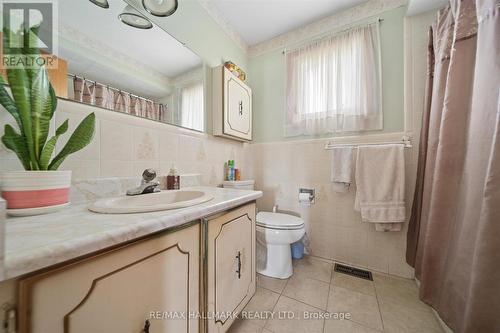 16 Ascolda Boulevard, Toronto, ON 
