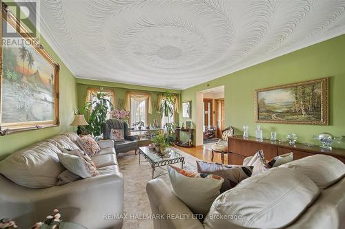 16 Ascolda Boulevard, Toronto, ON 
