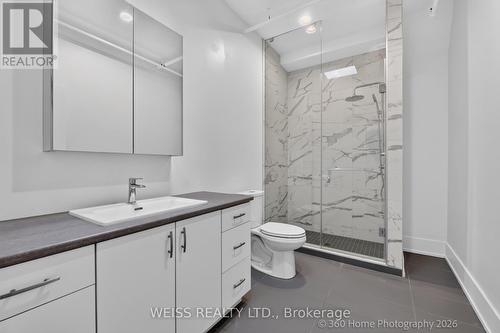 2 - 897 LANSDOWNE AVENUE , Toronto, Ontario M6H 3Z2 4